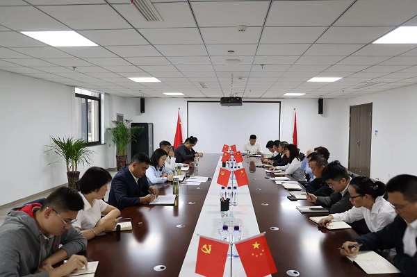 霍邱项目召开全体职工大会为冲刺四序度使命做发动安排